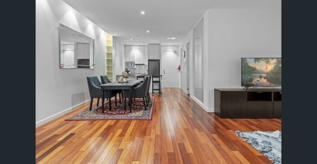 Stylish and Spacious 2-Bed Apartment Melbourne - SHORT TERM LEASES AVAILABLE - Photo 5