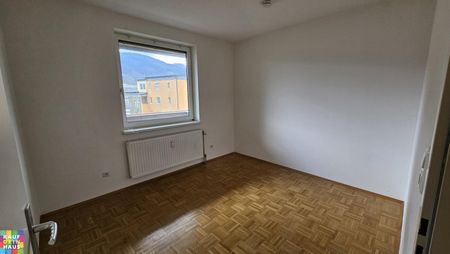 Genossenschaftswohnung mit 3 Zimmern mit Balkon – unbefristeter Mietvertrag - Photo 5