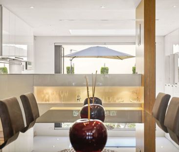 Executive Furnished Harbour Home - Photo 3