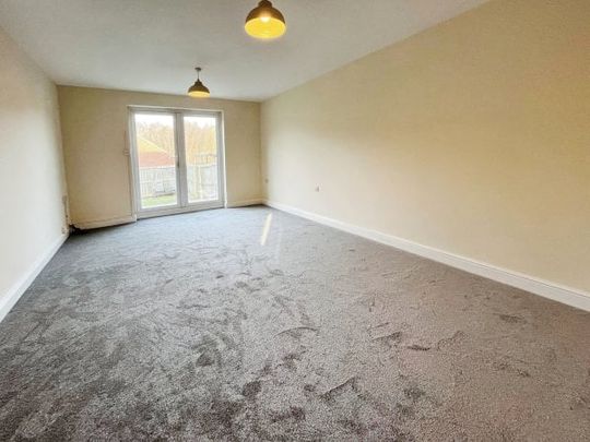 Lynn Road, Dersingham - Photo 1