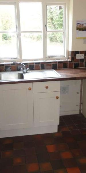 2 bedroom house to rent - Photo 1