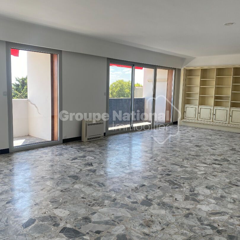 Arles - Appartement T4 de 160 m², - Photo 1