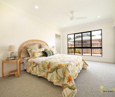 Large Home Close to all Your Family's Needs!! - Photo 2