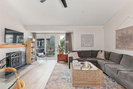 For Lease - 5 Harbour Street Unit# 13, Collingwood, Ontario - Photo 2