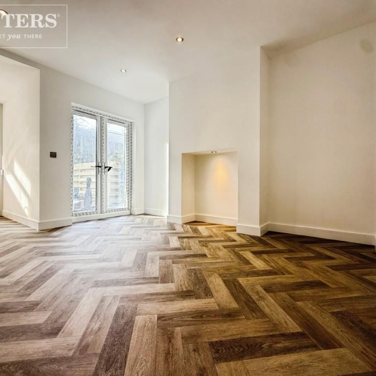 3 bedroom terraced house to rent - Photo 1