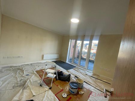 2 bedroom flat to rent - Photo 2