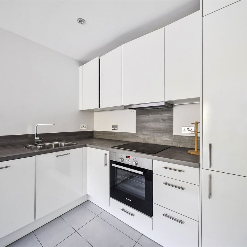 Osprey House, Reading, RG2 0PR - Photo 1