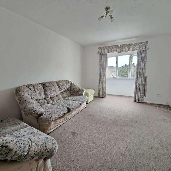 Mimosa Close, Romford, RM3 - Photo 1