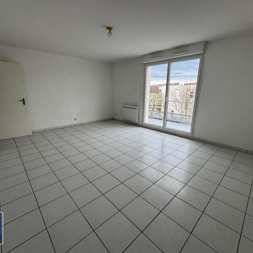 Location Appartement 4 pièces 79m² POITIERS 86000 - Photo 1