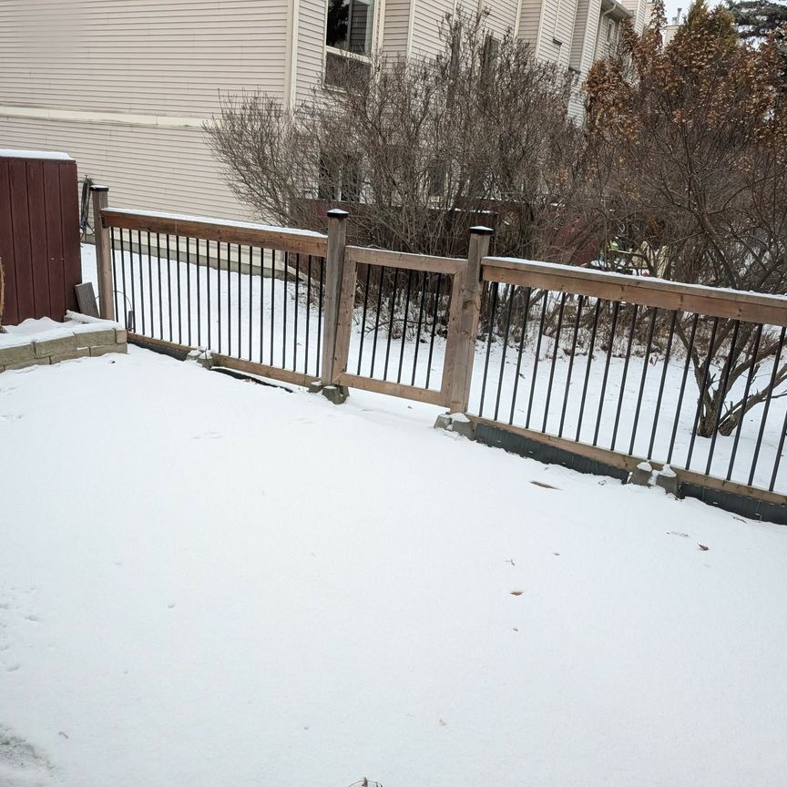 For Lease - 3D Crestlea Crescent, Tanglewood - Grenfell Glen - Pineglen, Ontario - Photo 1