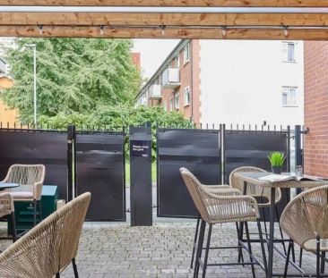 Accessible Gold Ensuite - Photo 1