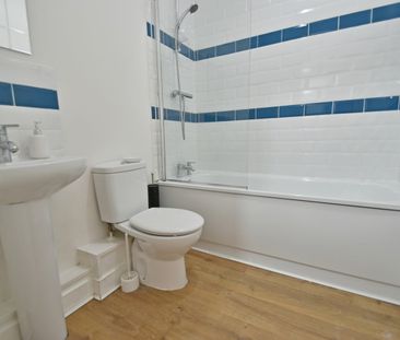1 Bed Flat, Deans Road, M3 - Photo 1