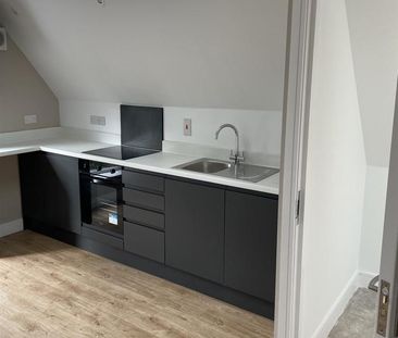 1 bedroom apartment to rent - Photo 2