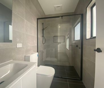 Brand New Furnished Room with Private Ensuite - Photo 3