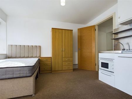 1 bedroom property to rent - Photo 3