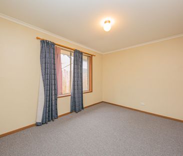 Neat 2-bedroom Unit available for rent **Available 20/11/2025 - Photo 6