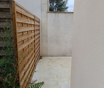 Location Appartement 1 pièce 17m² ST MAUR DES FOSSES 94210 - Photo 5