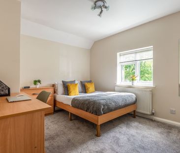 5 Bed Semi-Detached House, Hillside, BN2 - Photo 5