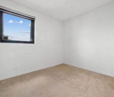 Large 2-bedroom corner apartment, in the heart of Belconnen - Photo 5