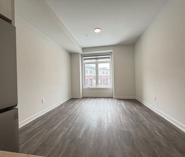 For Lease - 18 Agnes Lane, Richmond Hill, Ontario - Photo 1