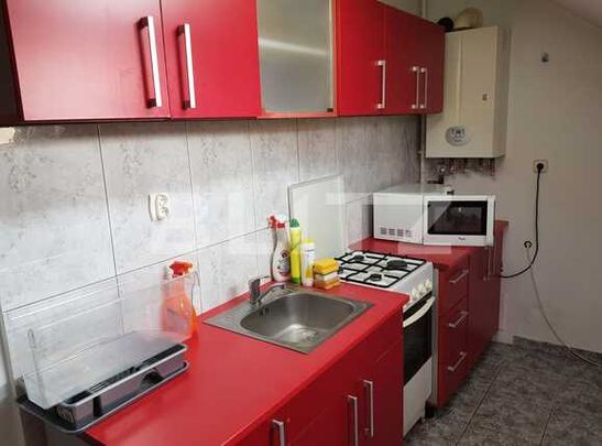 Apartament 1 camera, mansarda, 33mp, zona strazii Eroilor! - Fotografie 1