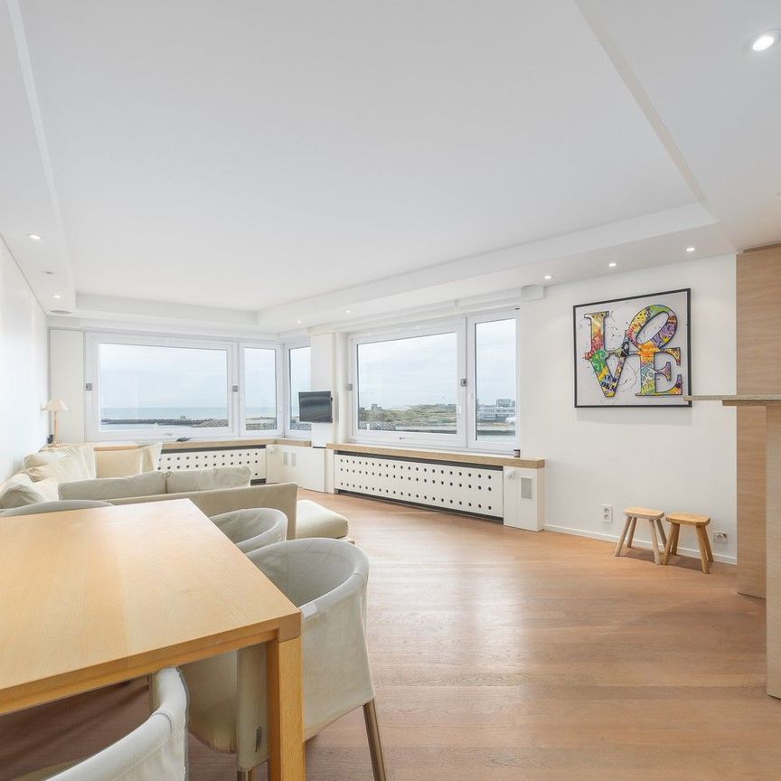 WESTHILL 05.01 - Photo 1