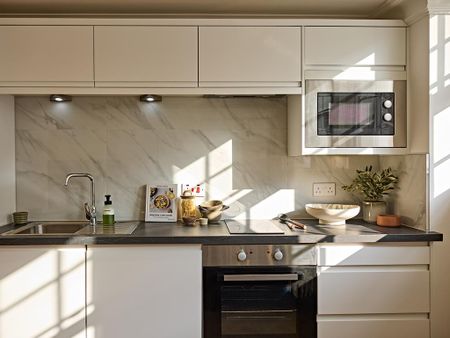 Studio to rent - Photo 2