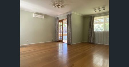 Convenient Family Home in Prime Location - Photo 2