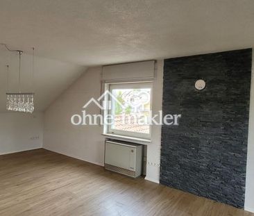 3 Zimmer Dachgeschosswohnung Diedelsheim mit Terrasse - Foto 1
