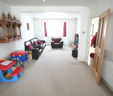 Clifton Road, Harrow, HA3 - Photo 2