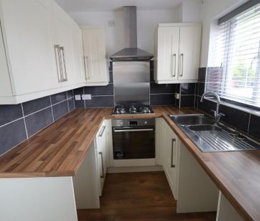 2 bedroom terraced house to rent - Photo 1