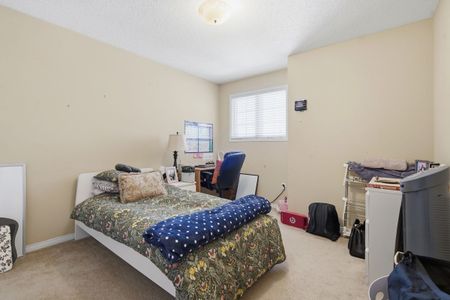 For Lease - 646 Ridgeview Drive, London East, Ontario - Photo 2