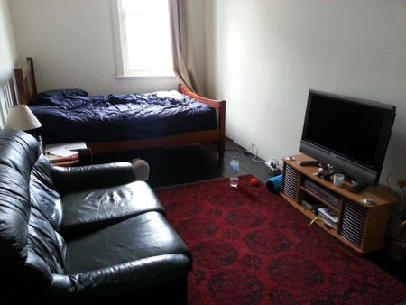 Crows Nest - Photo 2