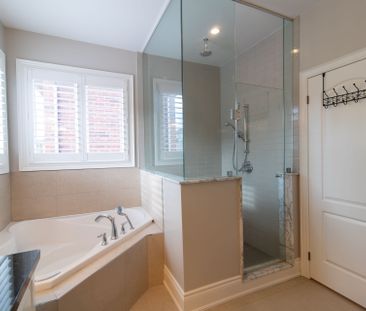 For Lease - 2128 Lillykin Street, Oakville, Ontario - Photo 2