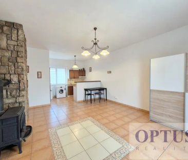 P5 Stodůlky, ul. Živcových, zařízený byt 1 + k. k. v RD, 33 m - Photo 2