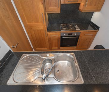 2 Bed Flat, Upper Richmond Road West, SW14 - Photo 6