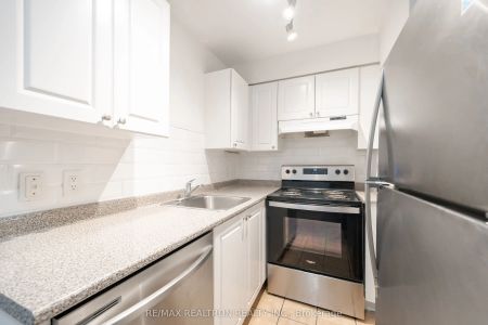 1407 Dupont Street #304 - Photo 4