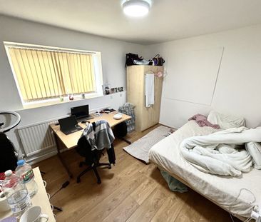 St Michaels Court, Wood Road, Treforest - Photo 5