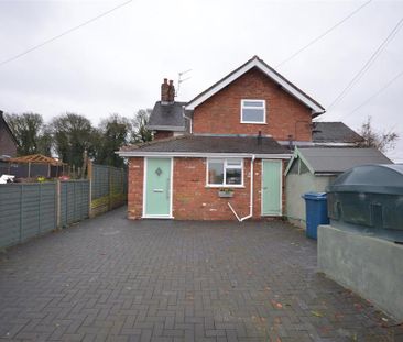 2 bedroom semi-detached house to rent - Photo 6