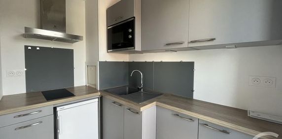 Appartement T1 à louer 1 pièce - 34,10 m2 CHATEAUROUX - 36 - Photo 2