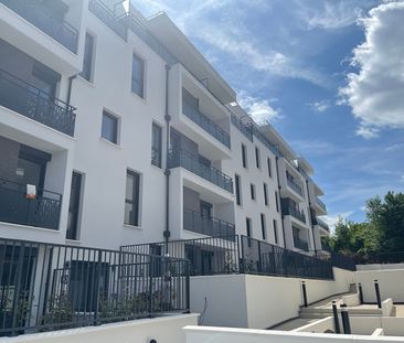 Appartement Noisy Le Grand 2 pièces 39.42 m2 avec terrasse et parking - Photo 1