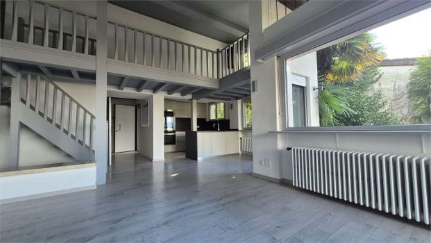 Villa vista lago con giardino - Foto 1