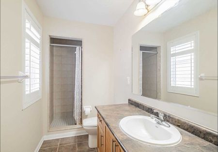 For Lease - 795 Howden Crescent, Milton, Ontario - Photo 2