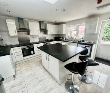 1 bedroom in a house share to rent - Photo 5