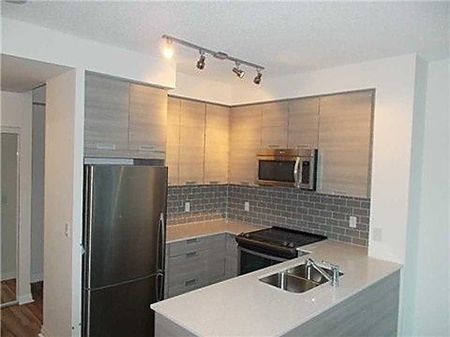 For Lease - 75 Eglinton Avenue Unit# 906, Mississauga, Ontario - Photo 2