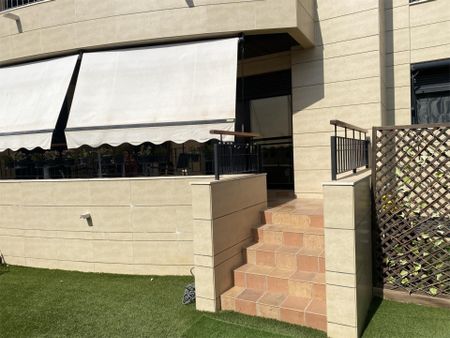 Apartamento de alquiler en Carrer Vall de Gallinera, 7, Centro ciudad - Photo 5