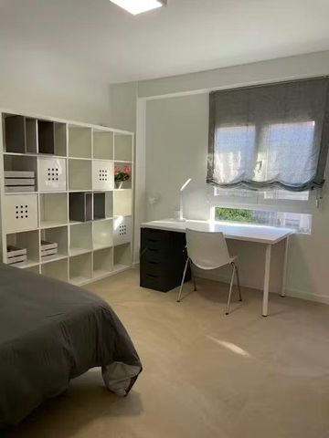 Avinguda del Port, Valencia, Valencian Community 46024 - Photo 4