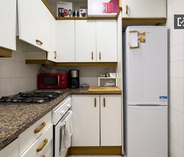 barcelona, Catalonia 08026 - Photo 3