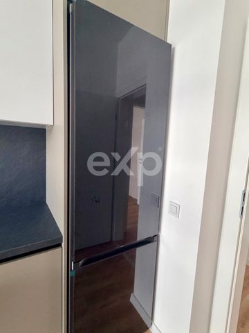 Apartament 2 camere , decomandat, etaj3/9, Tractorul Coresi - Photo 3