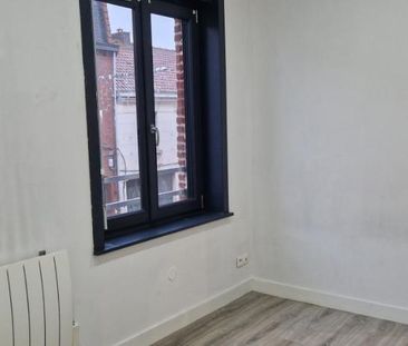 CARVIN, centre-ville, maison de type 3 à 690 euros - Photo 1